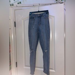 lightly distressed skinny jeans